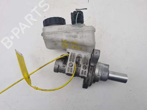Used Brake master cylinder PEUGEOT 107 (PM_, PN_) 1.4 HDi (54 hp) 6425521