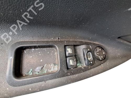 Used Left front window switch Left front window switch CITROËN JUMPY II Van 1.6 HDi 90 8V (90 hp) 34523964 34523964