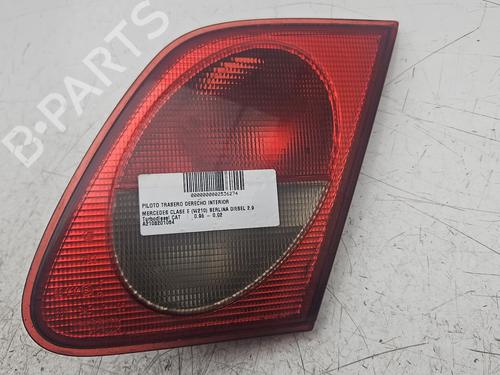 Used Right tailgate light MERCEDES-BENZ E-CLASS (W210) [1995-2003]  24815437