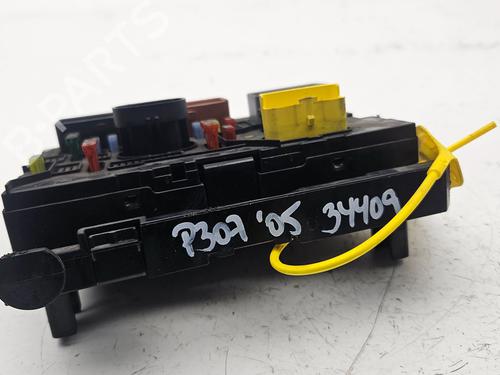 Sikringsdose PEUGEOT 307 Break (3E) 1.6 HDi 110 | BP30681572E1
