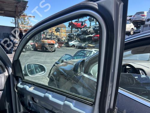 Used Front right window mechanism VW GOLF V (1K1) [2003-2010]  28047663