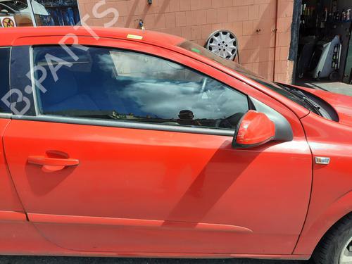 Dør høyre foran OPEL ASTRA H GTC (A04) 1.6 (L08) (105 hp) 9518293