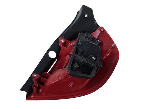 left-taillight-renault-clio-iii-br01-cr01-2005-2006-2007-2008-2009-2010-2011-2012-2013-2014-36258784 main image