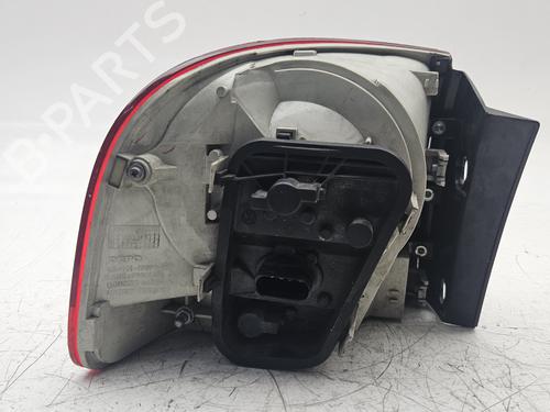 Right taillight VW TOUAREG (7LA, 7L6, 7L7) 2.5 R5 TDI | BP18860347C35 
