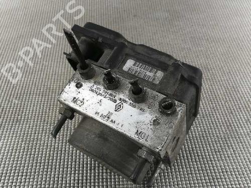 Used ABS pump RENAULT CLIO III (BR0/1, CR0/1) 1.5 dCi (BR17, CR17) (86 hp) 3266516