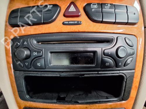 Used Radio Radio 37703109 37703109