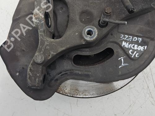 Used Left front steering knuckle MERCEDES-BENZ C-CLASS (W203) C 220 CDI (203.008) (150 hp) 19726694