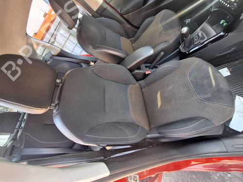 Used Right front seat Right front seat 37234388 37234388