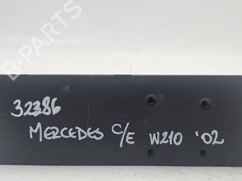Used Comfort control module MERCEDES-BENZ E-CLASS (W210) E 220 CDI (210.006) (143 hp) 24656244