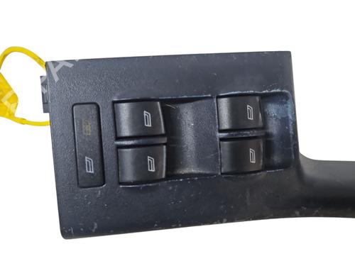 Venstre fortil elrude kontakt AUDI A3 (8L1) 1.9 TDI (110 hp) 32696209