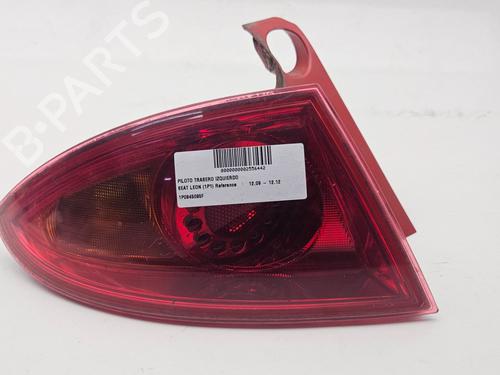 Used Left taillight SEAT LEON (1P1) [2005-2013]  27677818