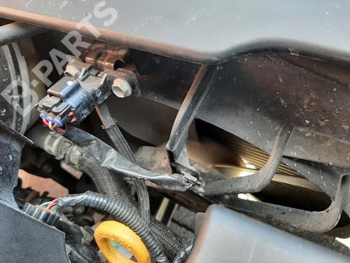 Used Radiator fan Radiator fan TOYOTA COROLLA Saloon (_E12_) 1.4 D-4D (NDE120_, NDE120R) (90 hp) 10069618 10069618