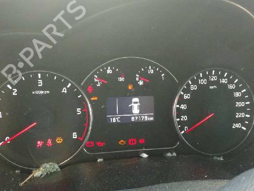 Used Instrument cluster KIA CARENS IV 1.7 CRDi (136 hp) 3733164