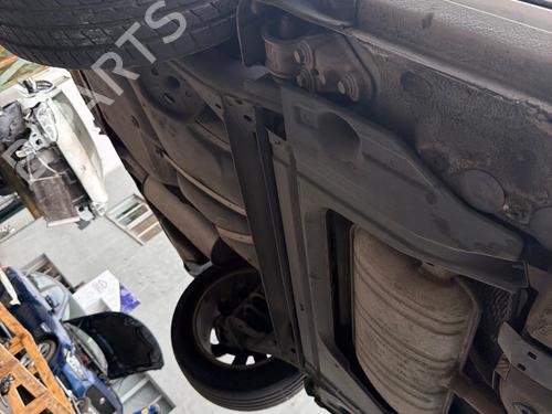 Bagaksel Bagaksel SKODA SUPERB I (3U4) 1.9 TDI (130 hp) 37405347 37405347