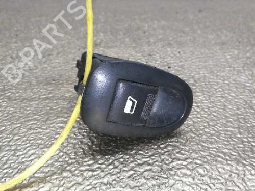 Used Left front window switch PEUGEOT 1007 (KM_) 1.4 HDi (68 hp) 1342891
