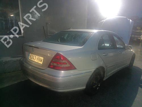 Brugte MERCEDES-BENZ C-CLASS (W203) C 220 CDI (203.006) (136 hp) 4428382