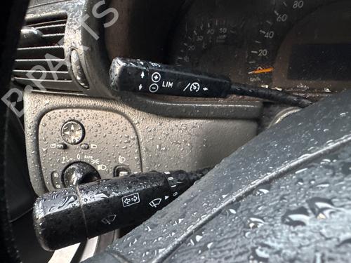 switch-mercedes-benz-c-class-w203-2000-2001-2002-2003-2004-2005-2006-2007-32234591 main image