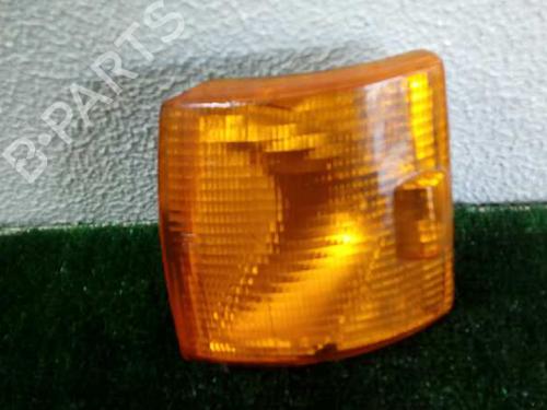 Used Left front indicator VW TRANSPORTER T4 Van (70A, 70H, 7DA, 7DH) 1.9 TD (68 hp) 606159