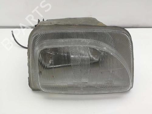 Faro derecho RENAULT RAPID Box Body/MPV (F40_, G40_) 1.9 D (F40R) (54 hp) 4381786