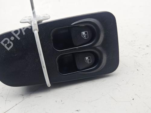Used Left front window switch LANCIA Y (840_) [1995-2003]  29588463