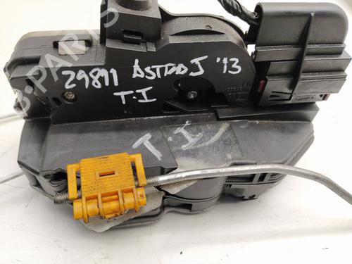 Used Rear left lock OPEL ASTRA J (P10) 1.7 CDTI (68) (110 hp) 22383040