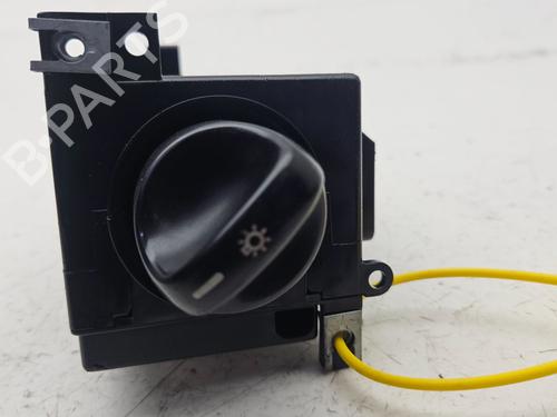 Used Headlight switch MERCEDES-BENZ A-CLASS (W168) A 140 (168.031, 168.131) (82 hp) 30835930