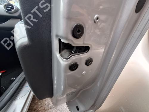 Used Front right lock RENAULT CLIO IV (BH_) [2012-2021]  32000739