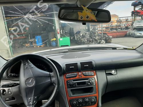 Dashboard MERCEDES-BENZ C-CLASS (W203) C 220 CDI (203.008) (150 hp) 2036800187 9E22 |