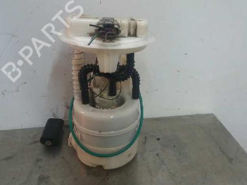 Used Fuel pump NISSAN MICRA III (K12) 1.2 16V (65 hp) 577109