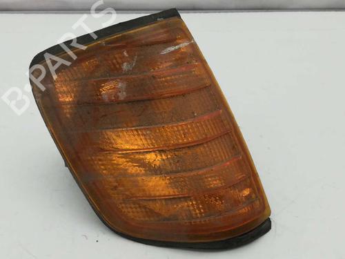 Right front indicator MERCEDES-BENZ 124 Saloon (W124) 300 E (188 hp) 4467858