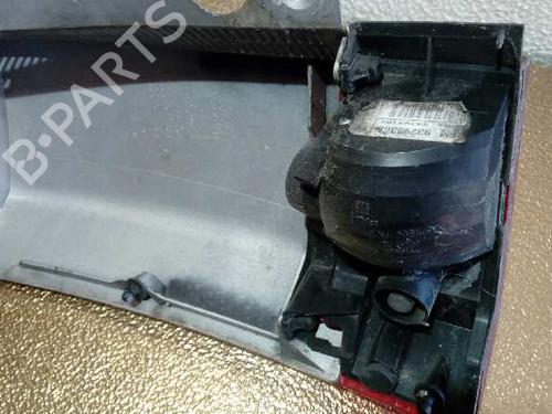 Right taillight OPEL MERIVA A MPV (X03) 1.7 CDTI (E75) | BP542698C35 