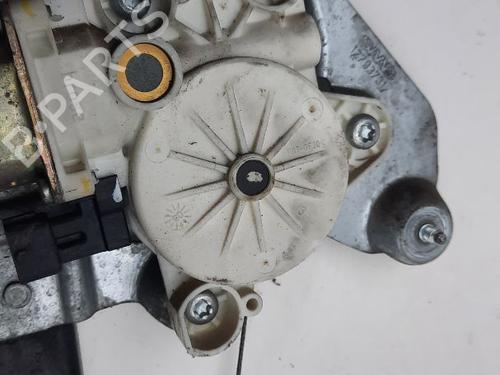 Rudehejsemekanisme Højre bagtil SAAB 9-3 (YS3D) 2.2 TiD | BP25266945C25 