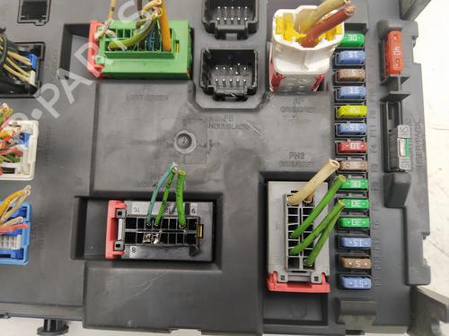 Fuse box CITROËN C3 Picasso (SH_)  | BP15393838E1 