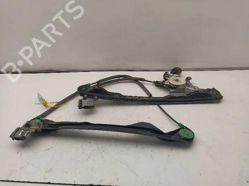 Lève-vitre avant droit FORD FOCUS I (DAW, DBW) 1.8 TDCi (100 hp) 4738580