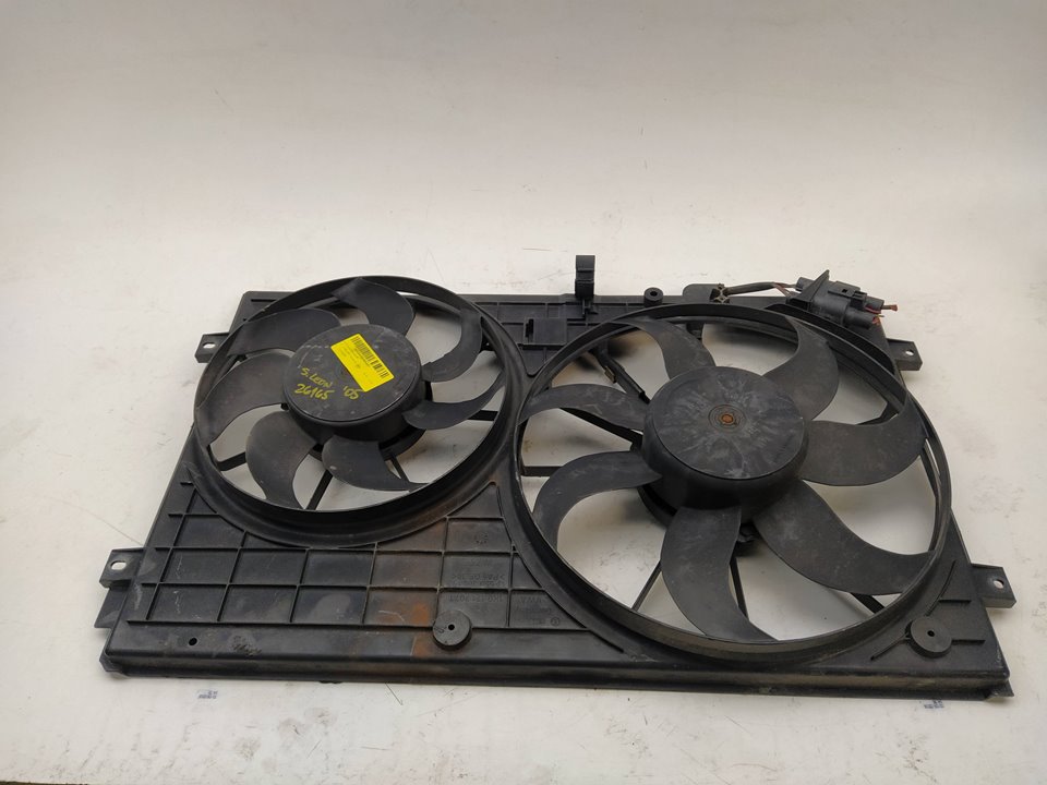 Radiator fan SEAT LEON (1P1) 1.6 5132427 | B-Parts