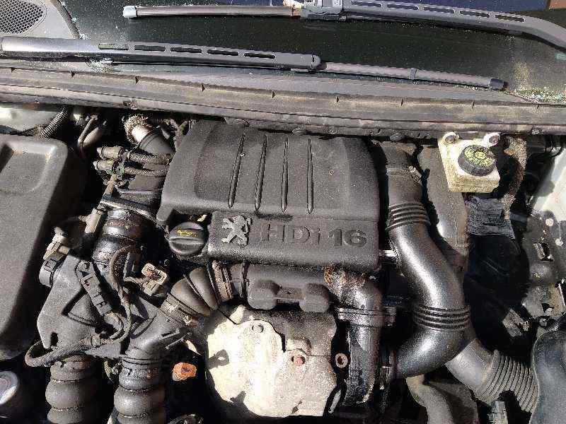 Dashboard PEUGEOT 307 SW (3H) 1.6 HDI 110 821165 BParts