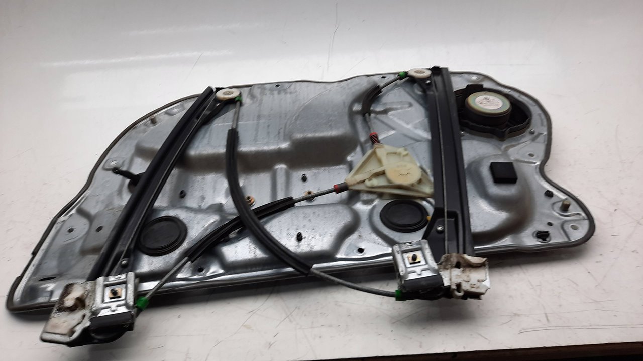 Moteur De Lève-vitre Gauche Avant Pour Volkswagen - Référence 6K4837401K / 6K4837401M, Neuf