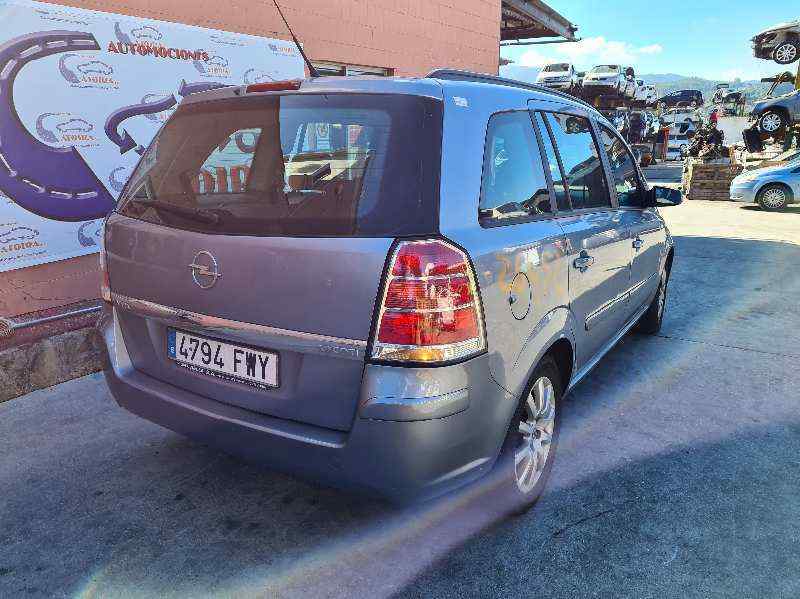 Opel zafira a05