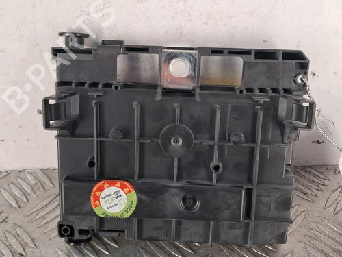 fuse-box-peugeot-5008-0u_-0e_-2009-2010-2011-2012-2013-2014-2015-2016-2017-34358880 main image