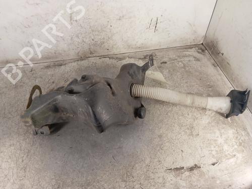 Used Windscreen washer tank CITROËN C4 I (LC_) 1.6 HDi (90 hp) 30018111
