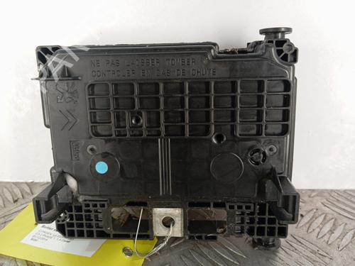 Used Fuse box Fuse box CITROËN C3 II (SC_) 1.4 HDi 70 (SC8HZC, SC8HR0, SC8HP4) (68 hp) 32519626 32519626