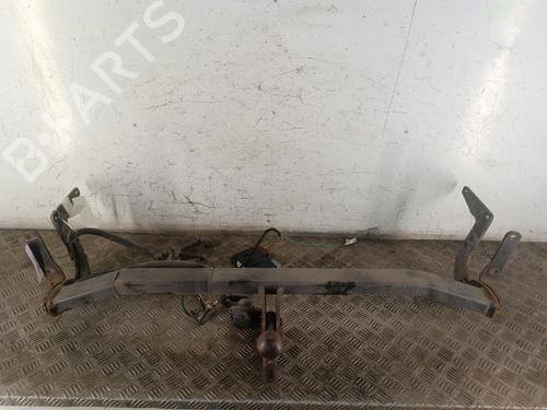 Used Tow ball/Mechanism PEUGEOT 308 SW II (LC_, LJ_, LR_, LX_, L4_) 1.6 HDi / BlueHDi 115 (LCBHXM, LCBHXT) (115 hp) 30017290