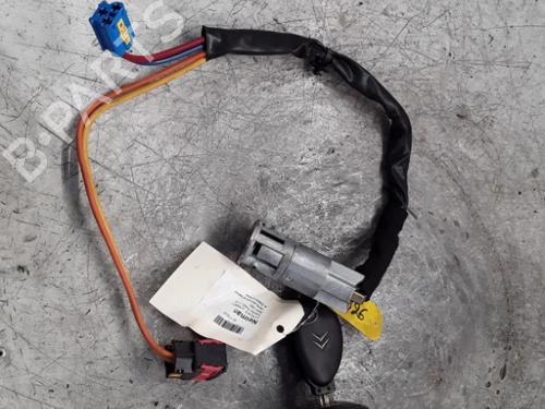 Used Ignition barrel CITROËN XSARA (N1) 1.4 i (75 hp) 30013312