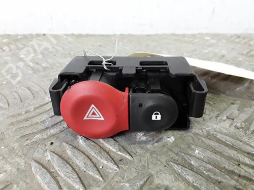 Advarselsbryter RENAULT CLIO III (BR0/1, CR0/1) 1.2 16V Hi-Flex (BR1U, CR1U) | BP30027431I22