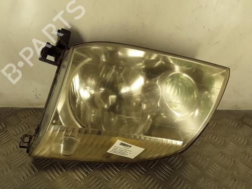 Used Left headlight NISSAN X-TRAIL I (T30) 2.2 Di 4x4 (114 hp) 30318559