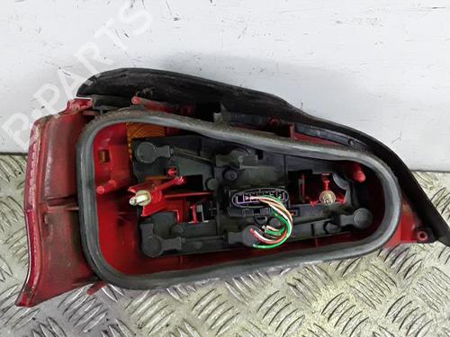 Used Right taillight PEUGEOT 106 II (1A_, 1C_) 1.1 i (60 hp) 30027395