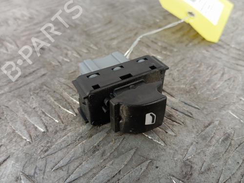 Used Right front window switch Right front window switch CITROËN C4 CACTUS 1.6 HDi 90 (92 hp) 33692625 33692625