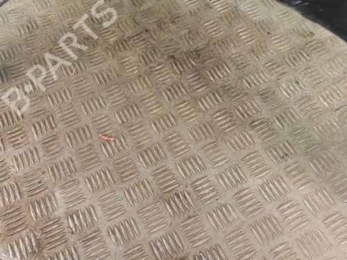 Left front fenders TOYOTA YARIS (_P1_) 1.0 (SCP10_, SCP10R) | BP30014396C41