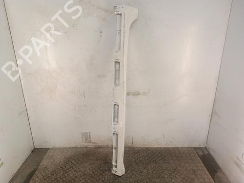 Used Right sideskirt Right sideskirt 37740838 37740838