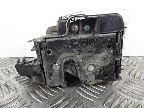 Højre bagtil lås VW POLO (6N2) 1.4 16V (75 hp) 30027457